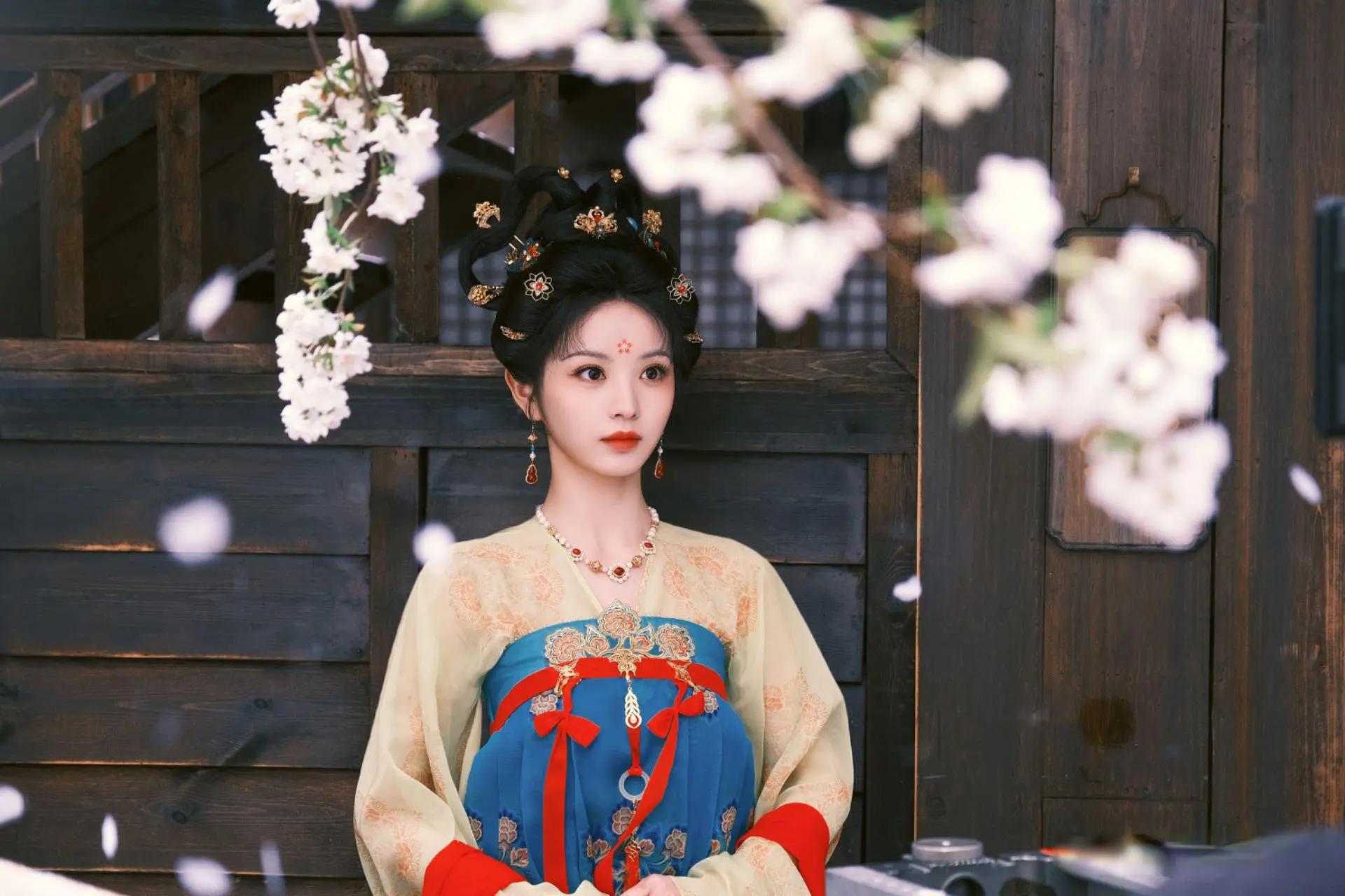 致富配资 看完《子夜归》，发现这部剧的配角选角真是绝，一点都不输主角